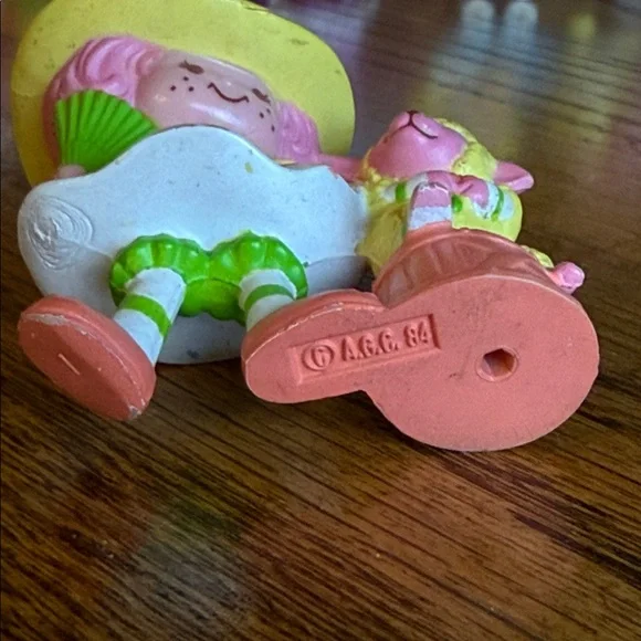 Strawberry Shortcake vintage miniatures with case - Picture 12 of 16